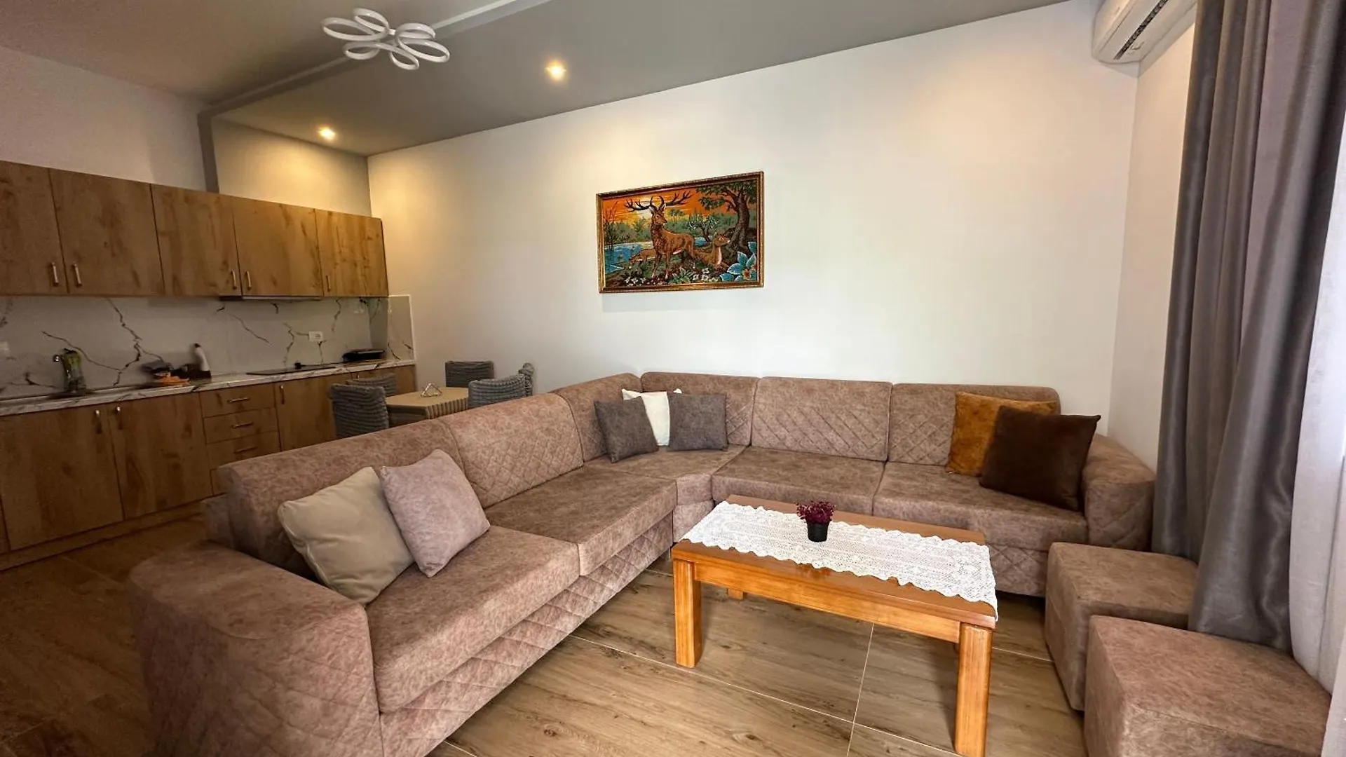 Joen Aprtament 1 Apartment Sarande 0*,