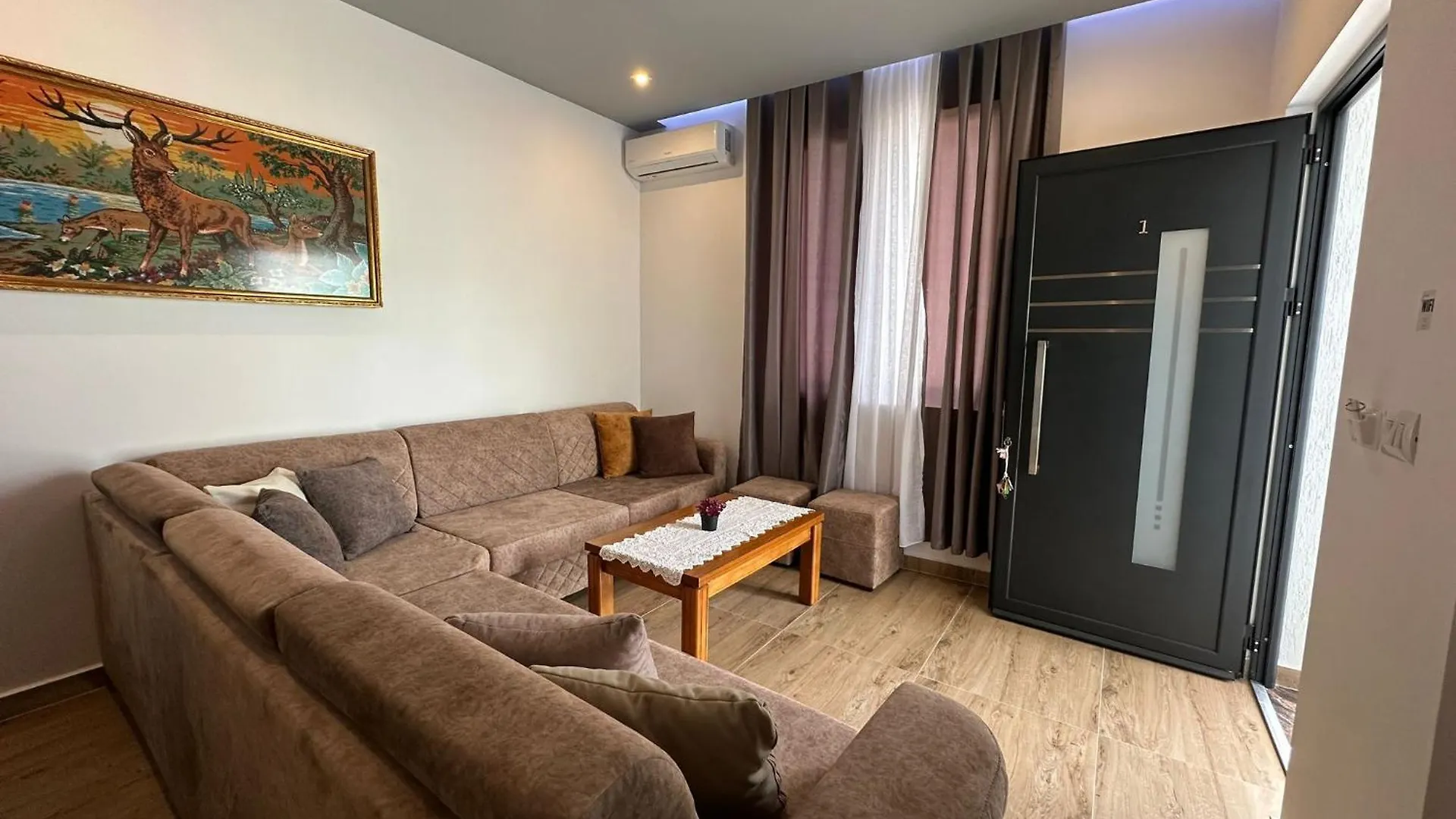 Joen Aprtament 1 Apartment Sarande